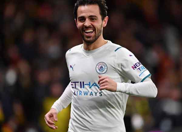 MU bất ngờ chọn McGinn, Chelsea ký Mauri Icardi