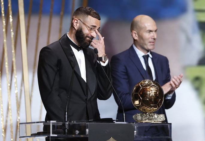 Quả bóng vàng: Ronaldo, Messi trở thành quá khứ