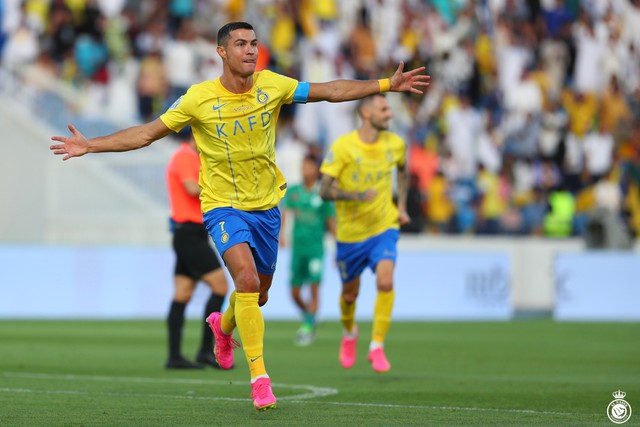 Ronaldo thể hiện phong độ ghi bàn đáng nể ở tuổi 38
