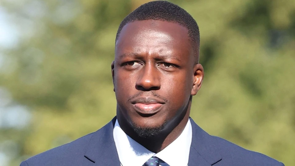 Mendy tiếp tục khởi kiện Man City