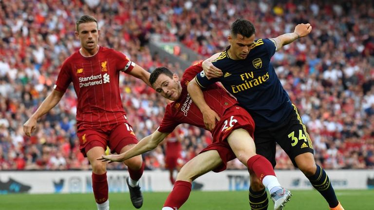 Chelsea cầm chân Man City, mang niềm vui cho Arsenal và Liverpool