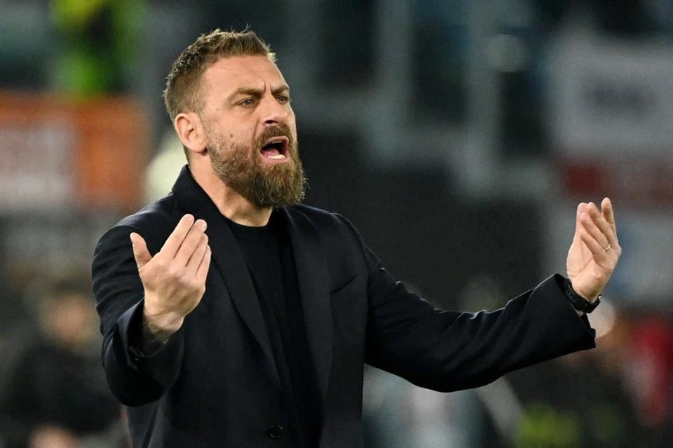 AS Roma nhận đòn giáng mạnh