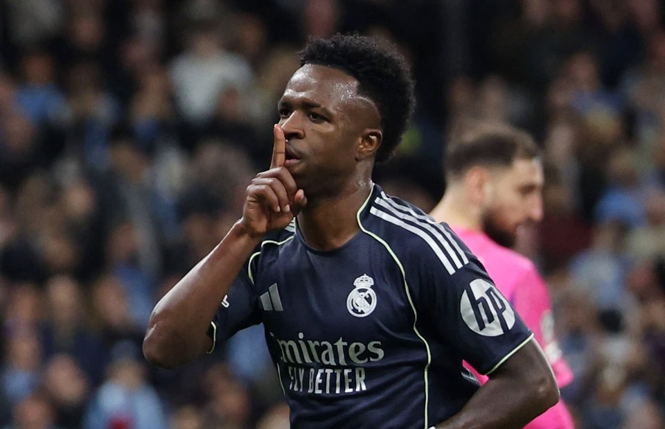 4 CLB vào tứ kết Champions League